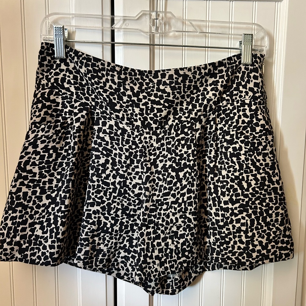 LOFT Animal Cheetah Print High Rise Shorts SZ 0